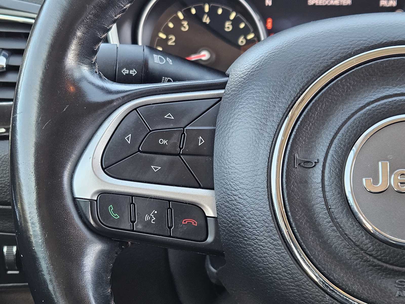 Thumbnail: 2020 Jeep Compass - 26