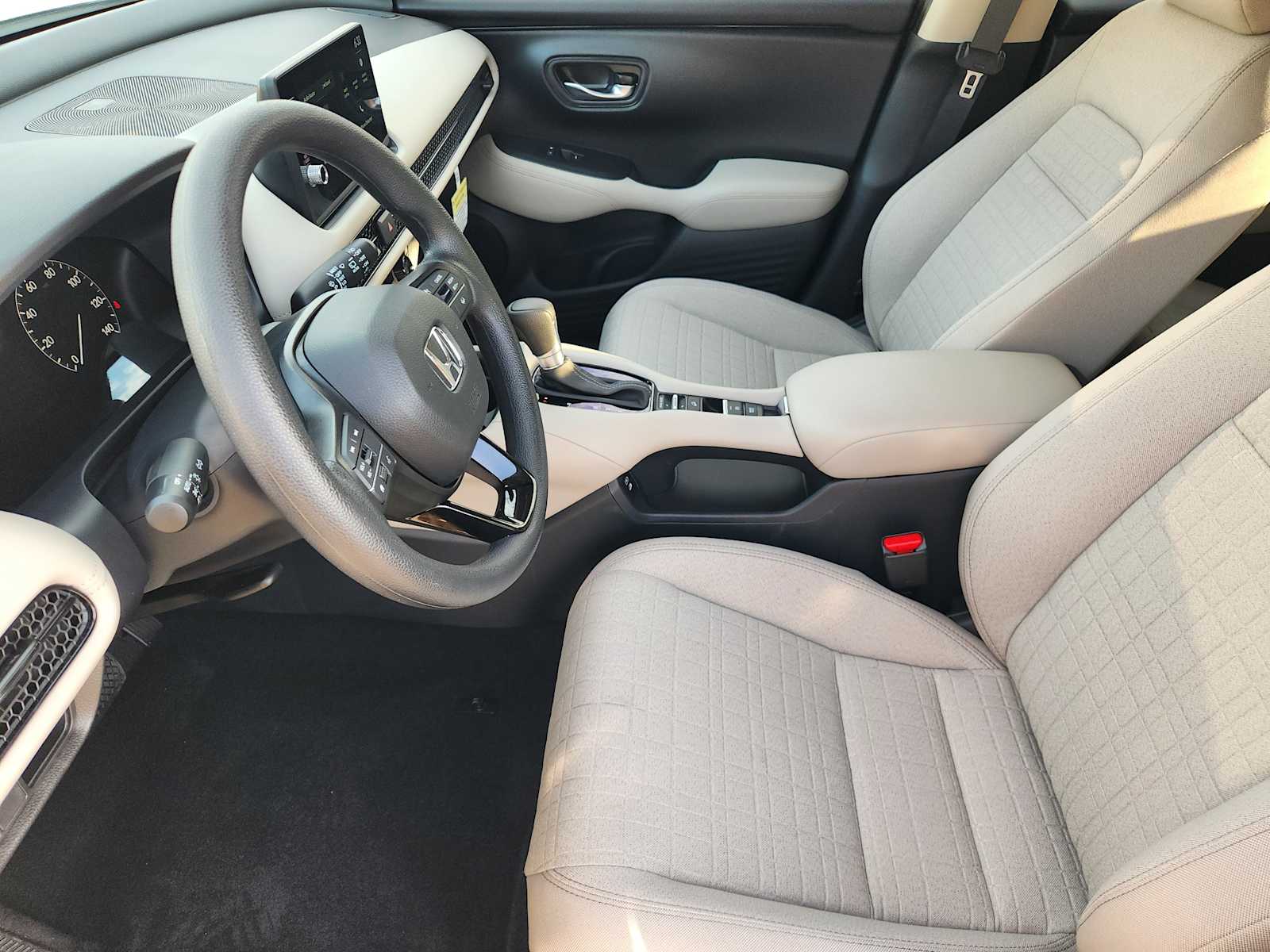 2026 Honda HR-V LX - Photo 12