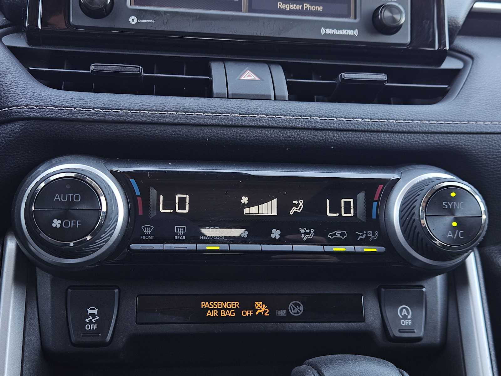 Thumbnail: 2021 Toyota RAV4 - 19