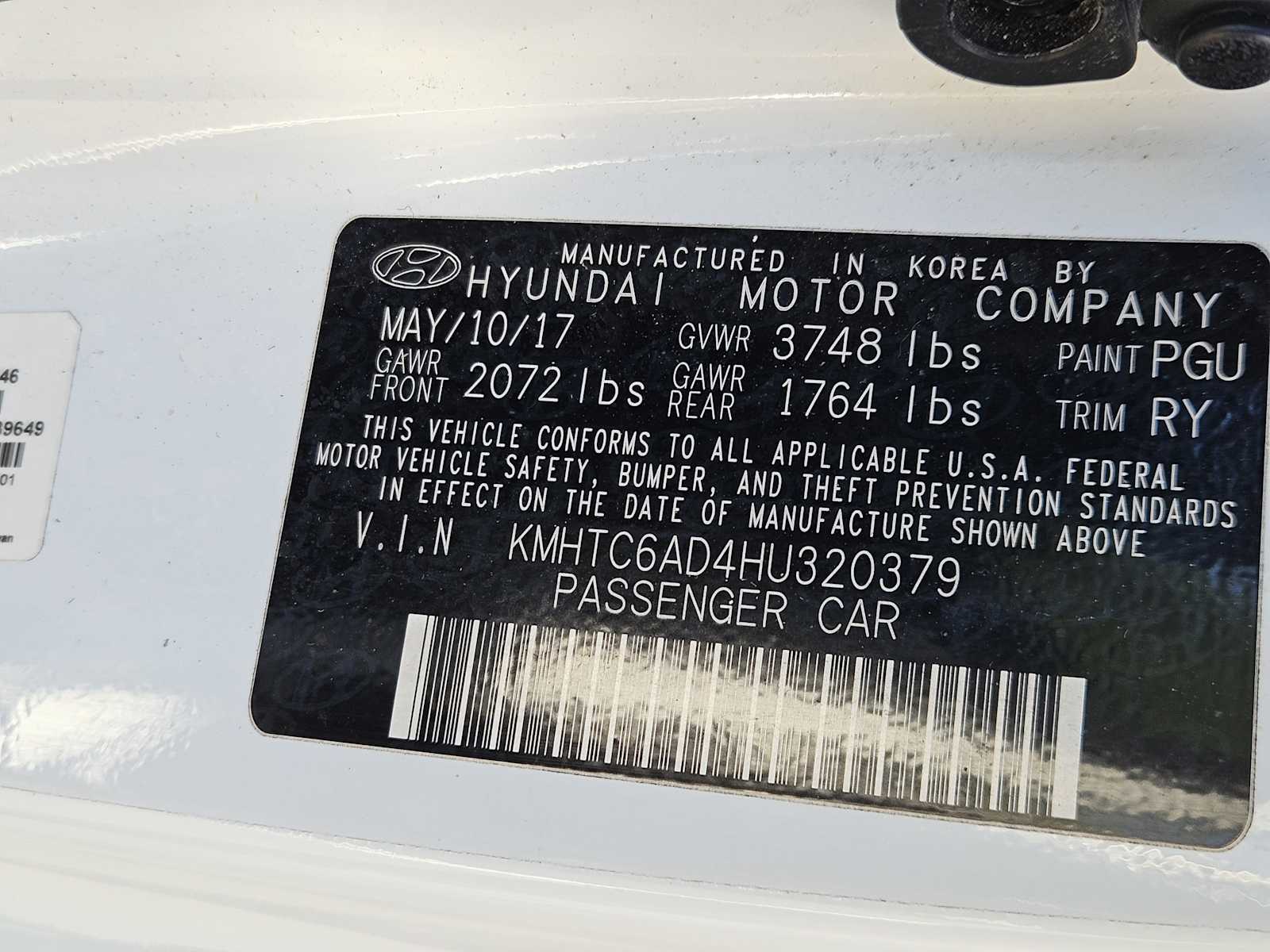 Thumbnail: 2017 Hyundai Veloster - 30