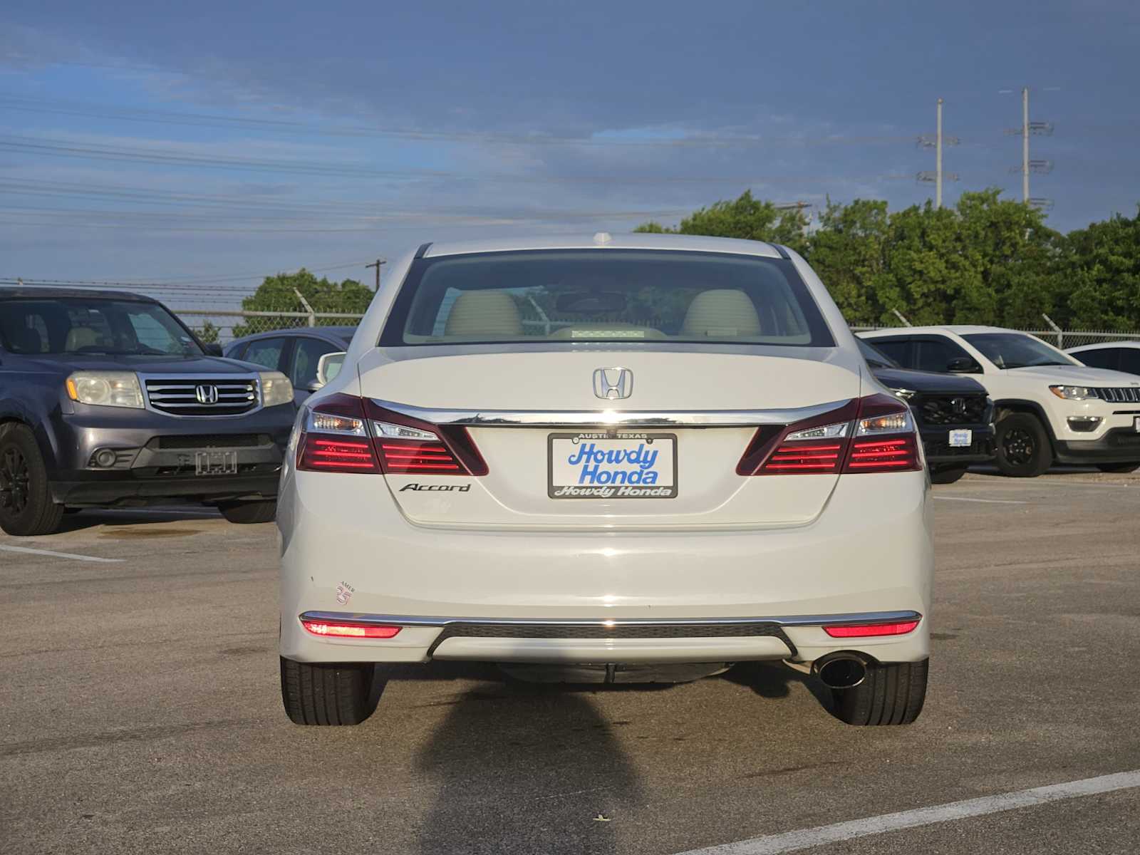 Thumbnail: 2017 Honda Accord - 8