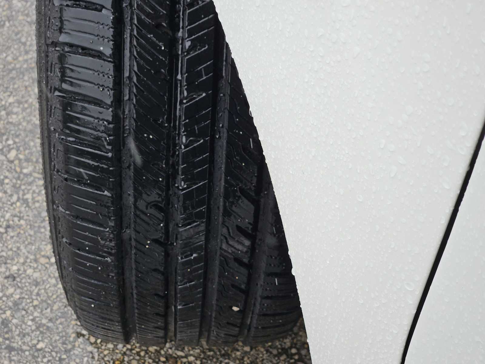 Thumbnail: 2013 Honda Pilot - 10