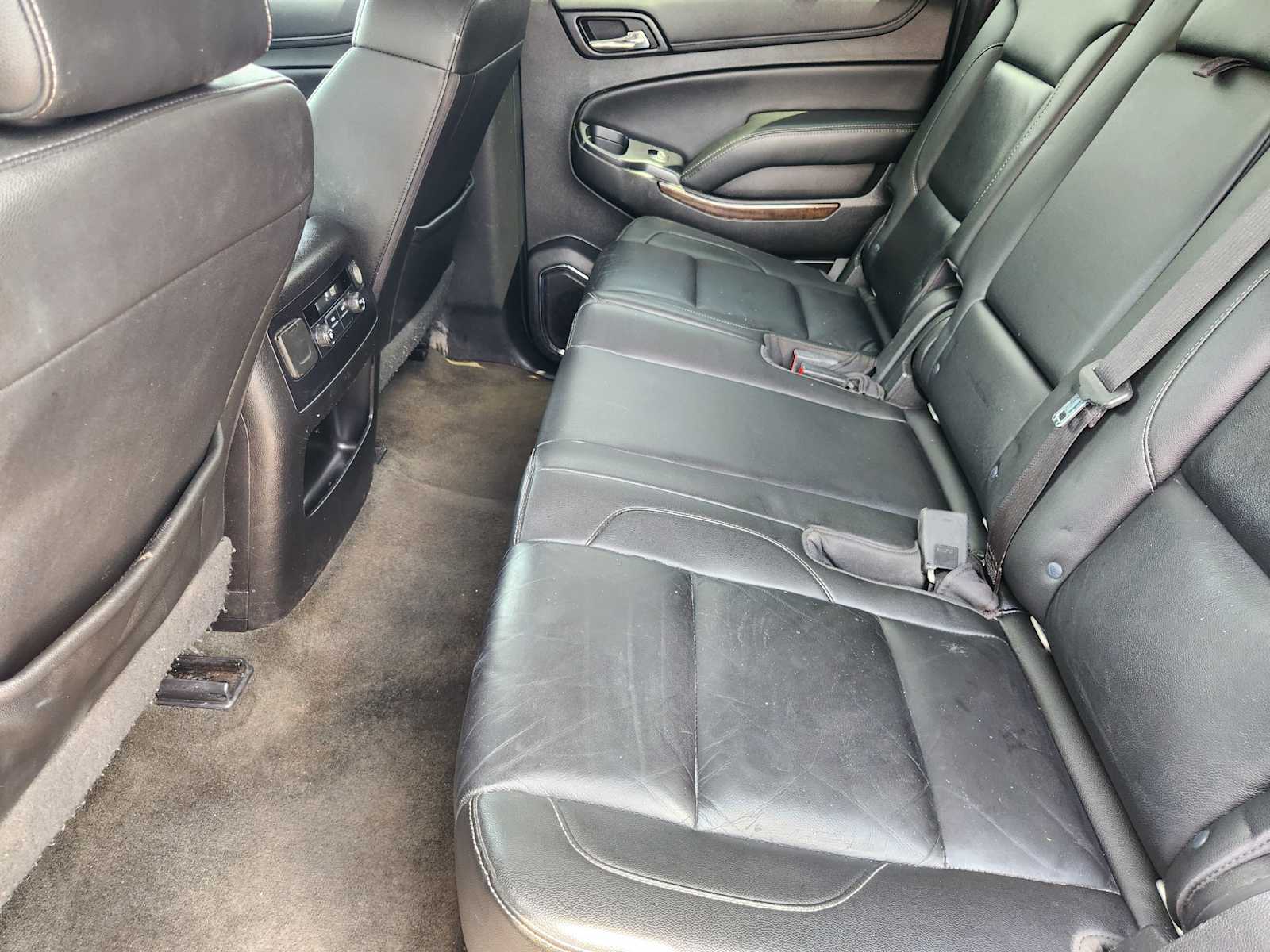 Thumbnail: 2018 Chevrolet Suburban - 28