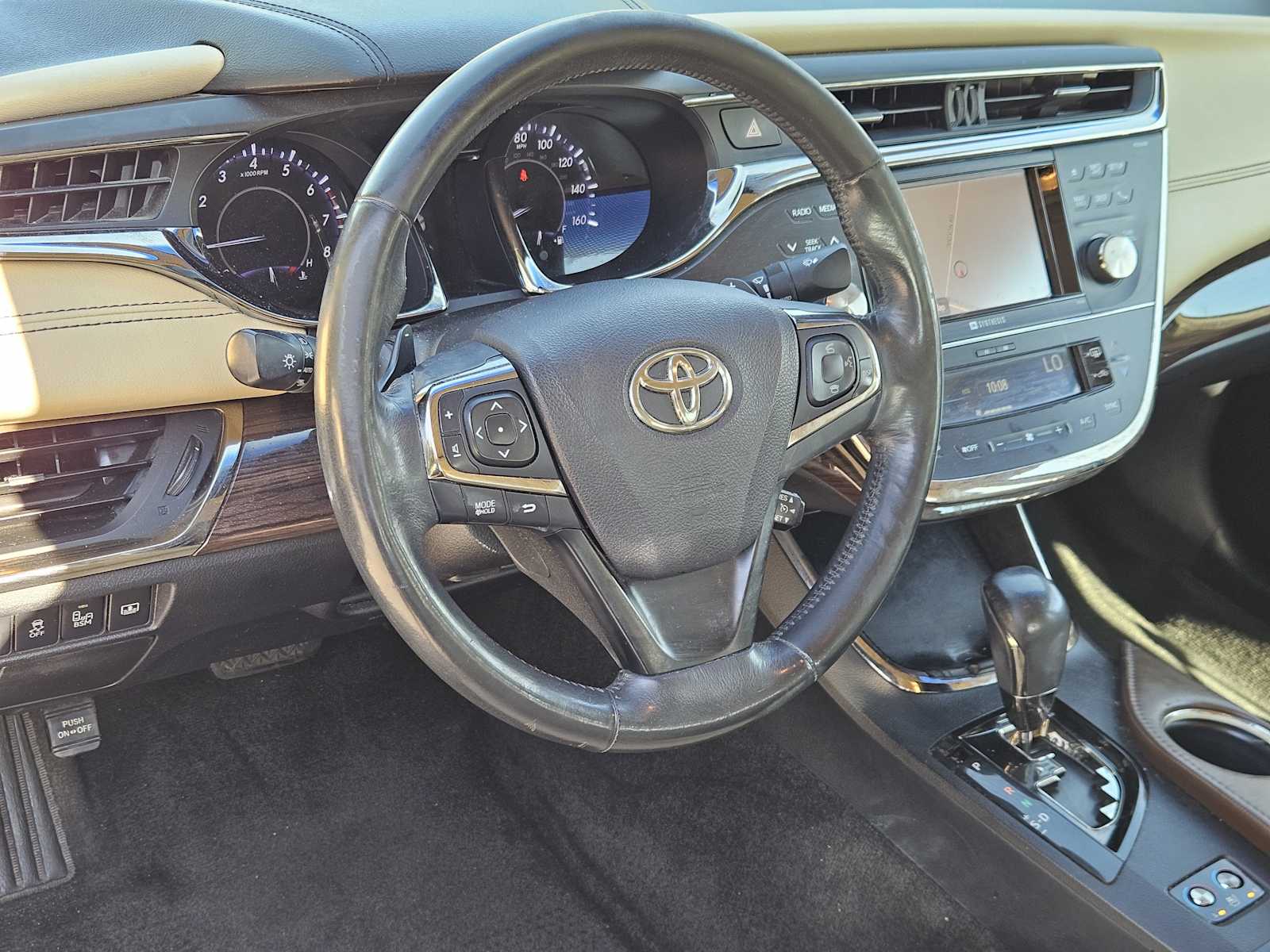 Thumbnail: 2014 Toyota Avalon - 2