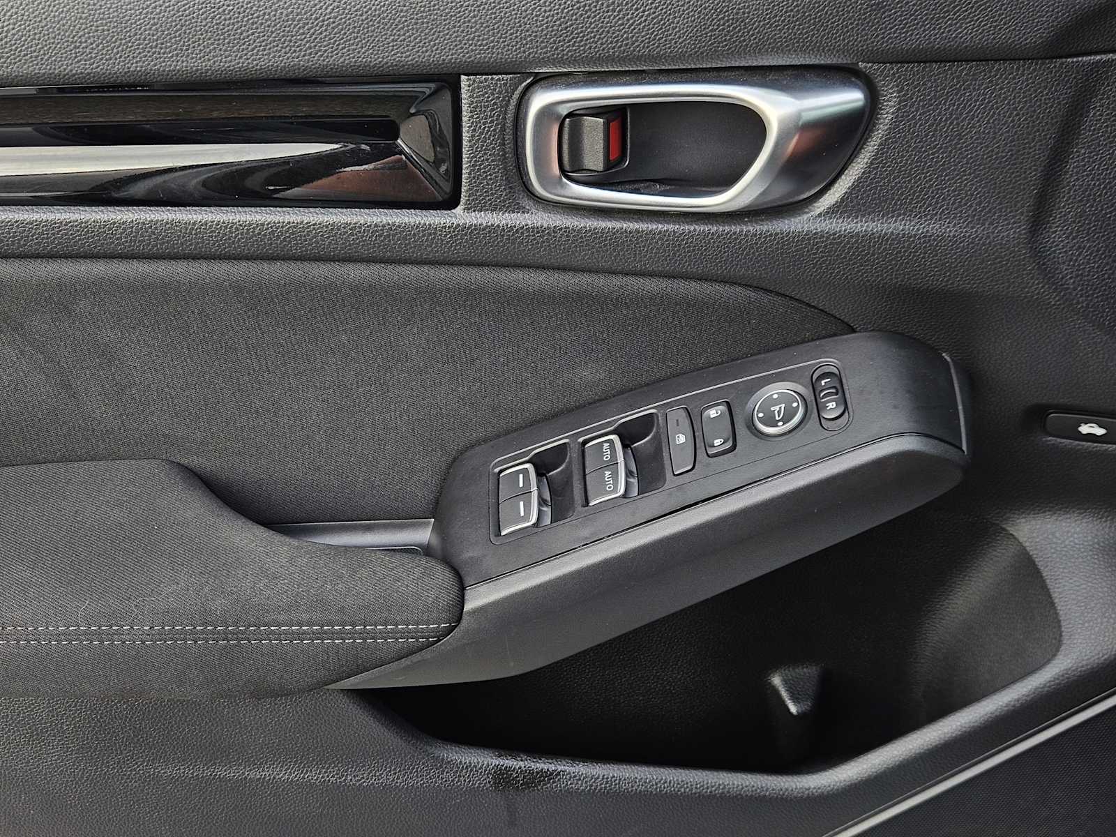 Thumbnail: 2022 Honda Civic - 21