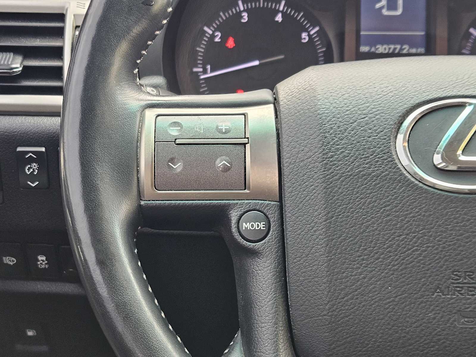 Thumbnail: 2013 Lexus GX - 27