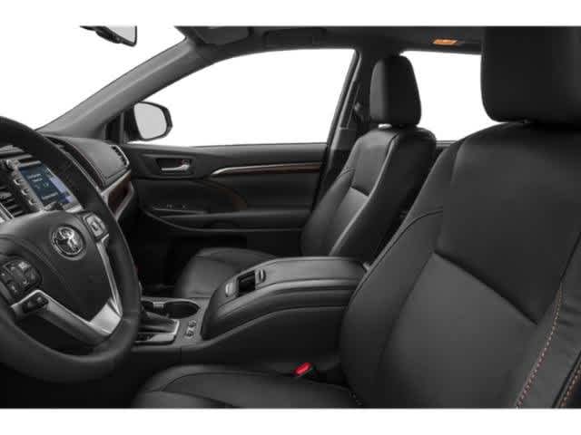 Thumbnail: 2015 Toyota Highlander - 12