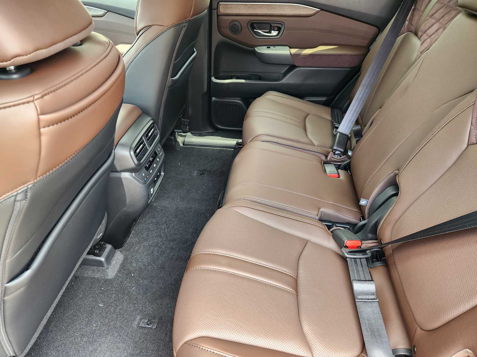 Thumbnail: 2026 Honda Pilot - 22