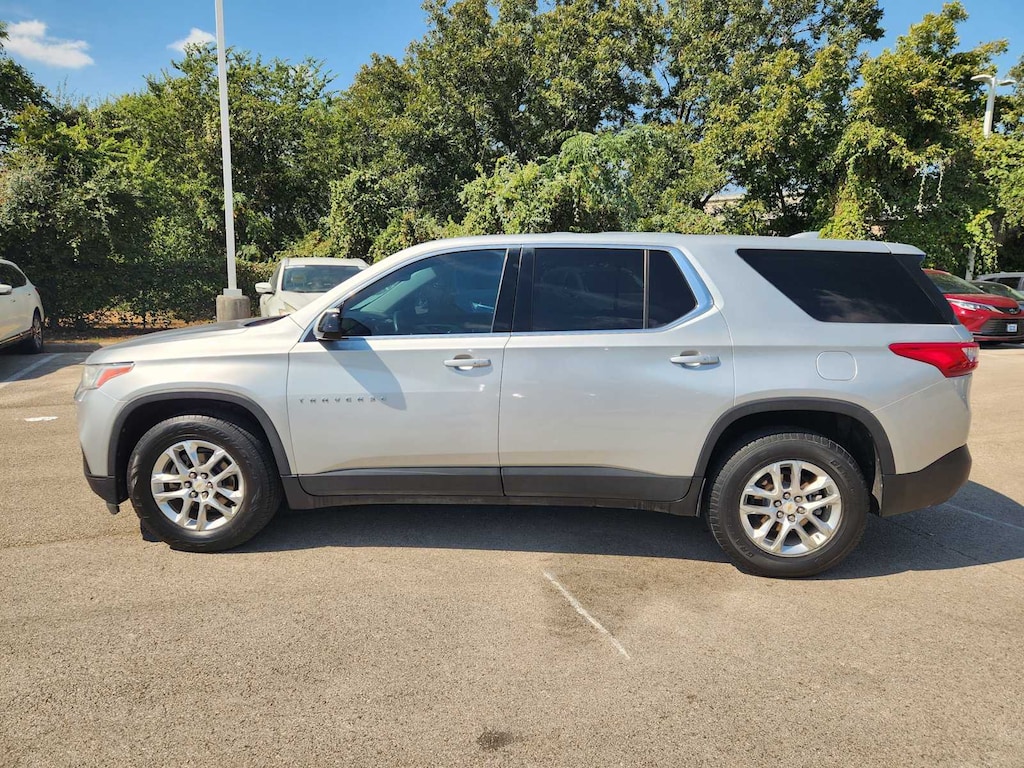 Used 2018 Chevrolet Traverse LS SUV