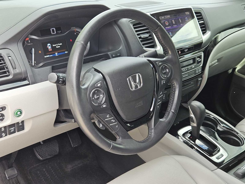 Certified 2017 Honda Ridgeline RTL-E Truck Crew Cab