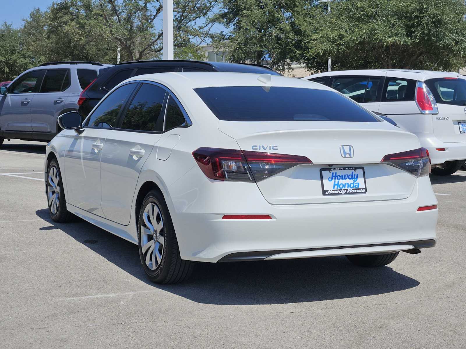 2025 Honda Civic LX - Photo 6