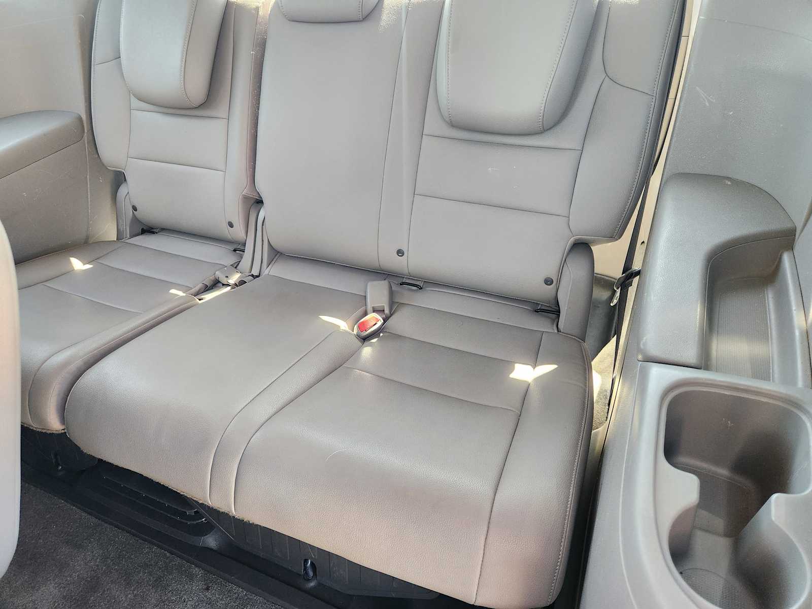 Thumbnail: 2016 Honda Odyssey - 31