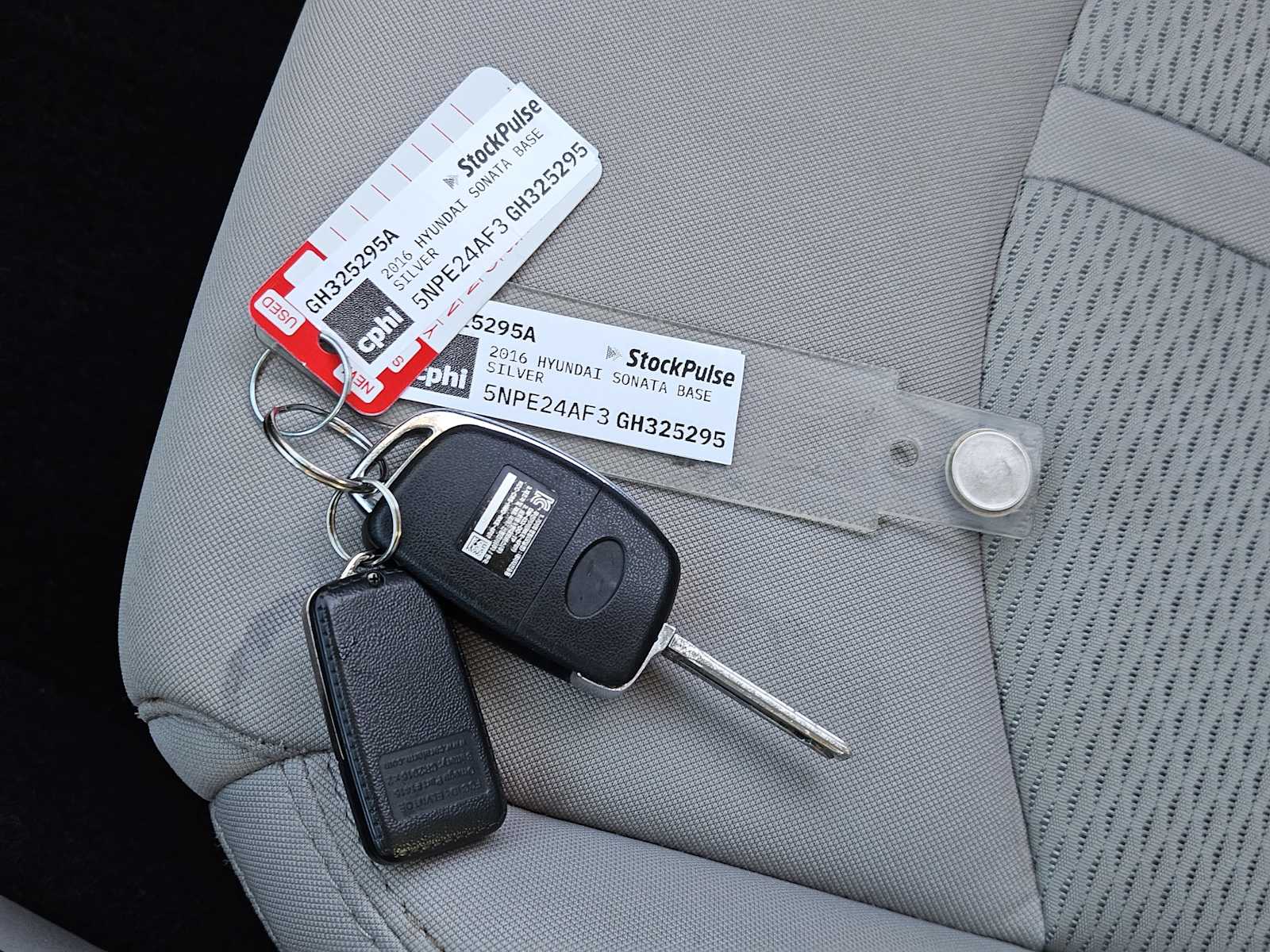 Thumbnail: 2016 Hyundai Sonata - 31