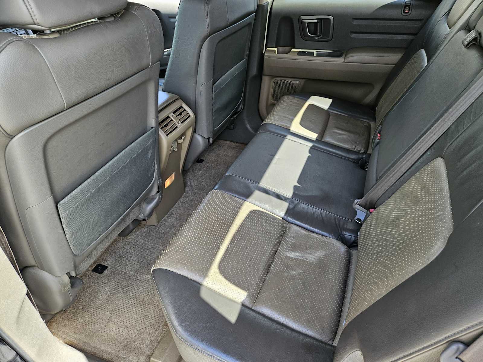 Thumbnail: 2006 Honda Ridgeline - 28