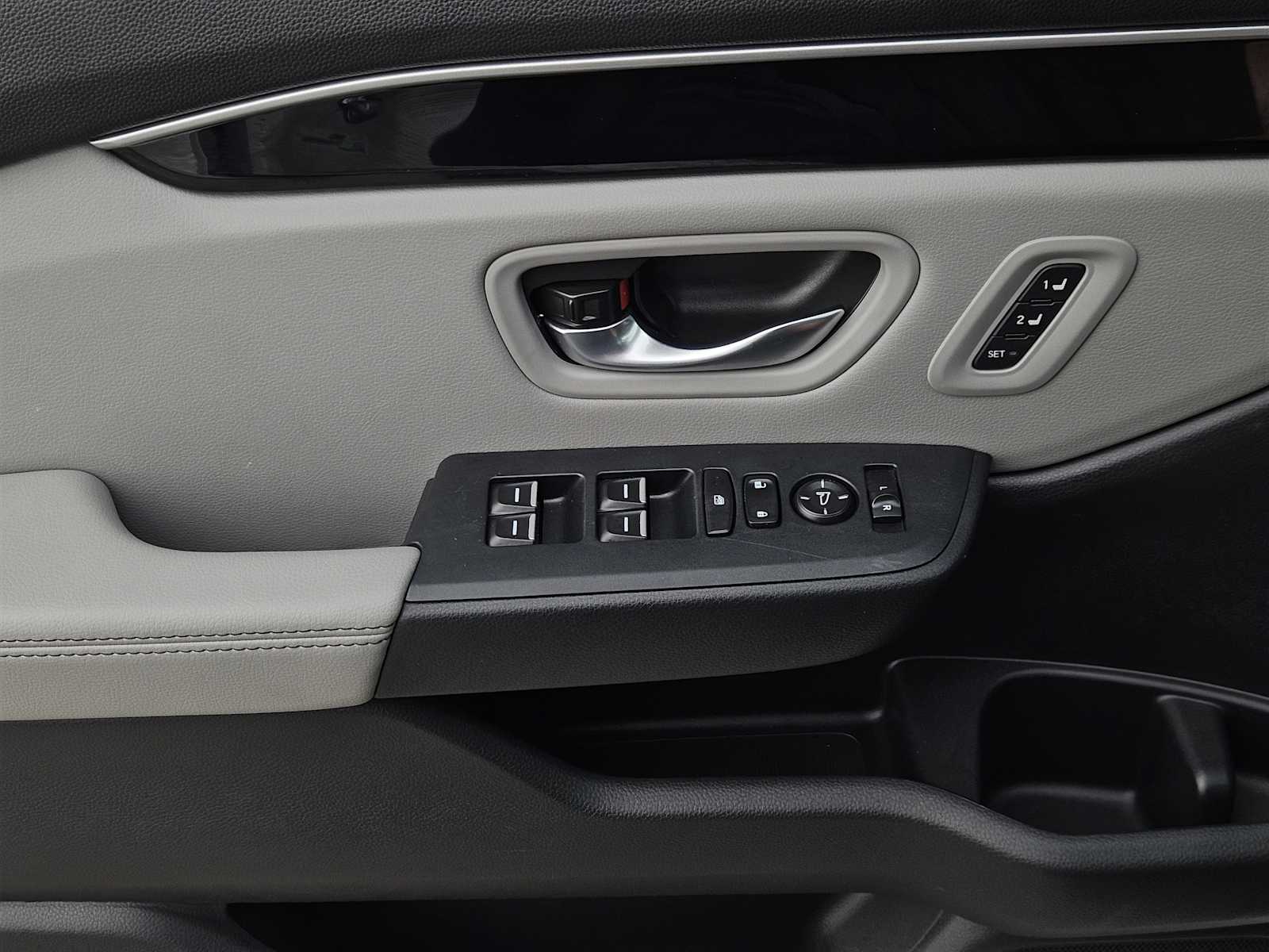Thumbnail: 2024 Honda Pilot - 21