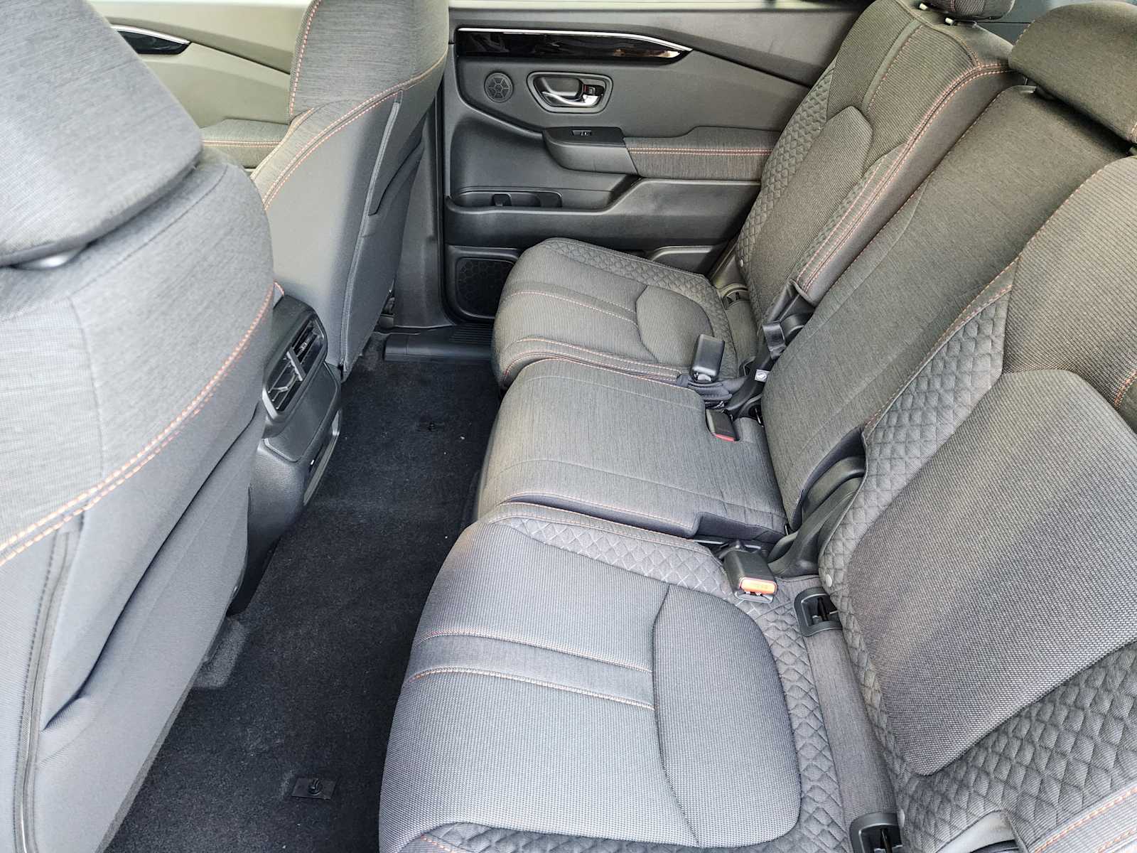 Thumbnail: 2026 Honda Pilot - 22