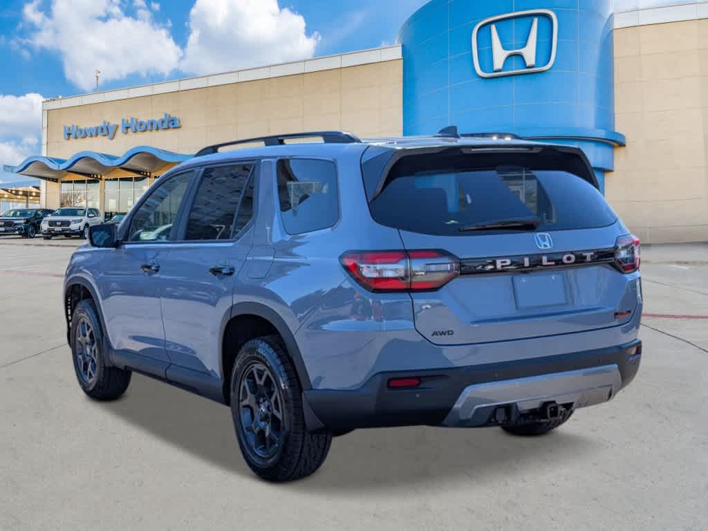 Thumbnail: 2026 Honda Pilot - 3