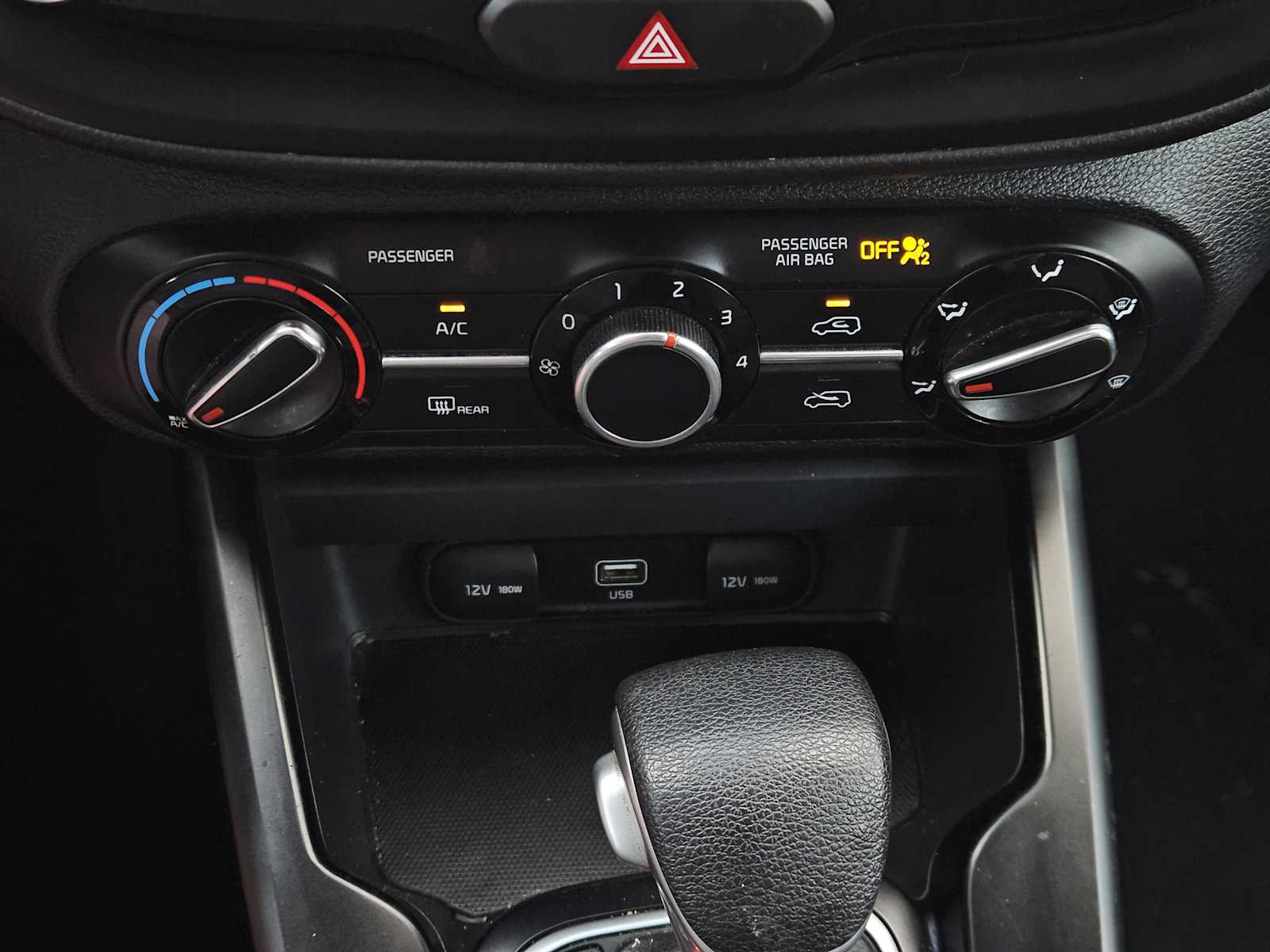 Thumbnail: 2020 Kia Soul - 18