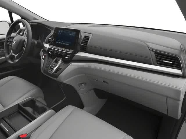 Thumbnail: 2018 Honda Odyssey - 16