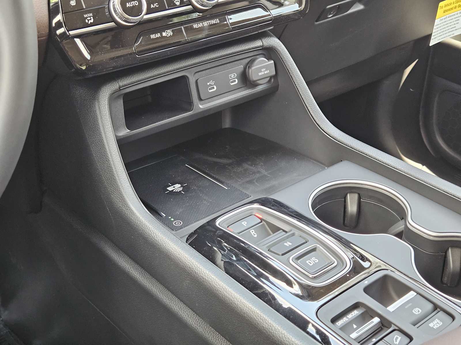 New 2026 Honda Pilot Touring S, photo 17