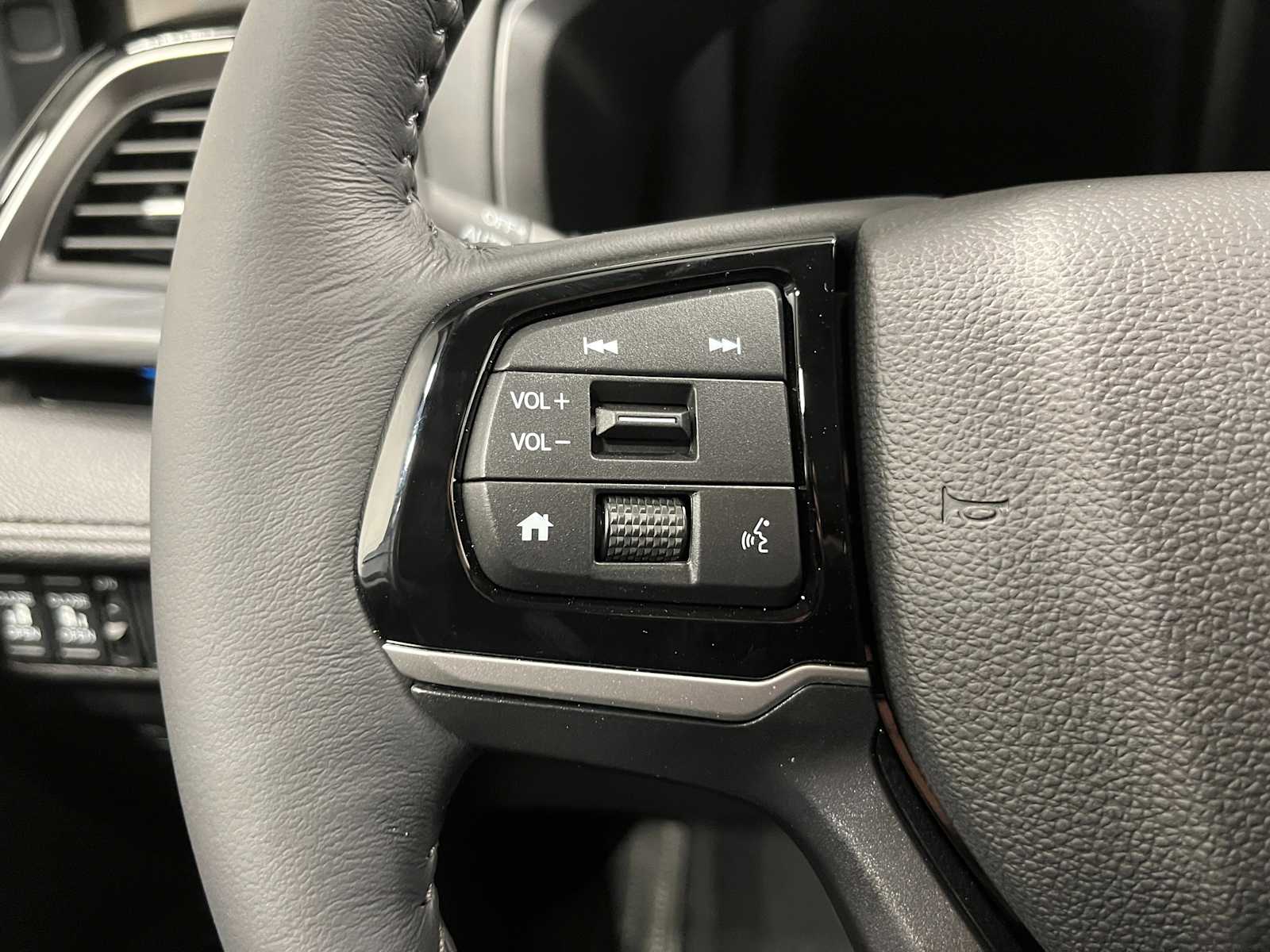 Thumbnail: 2026 Honda Odyssey - 14