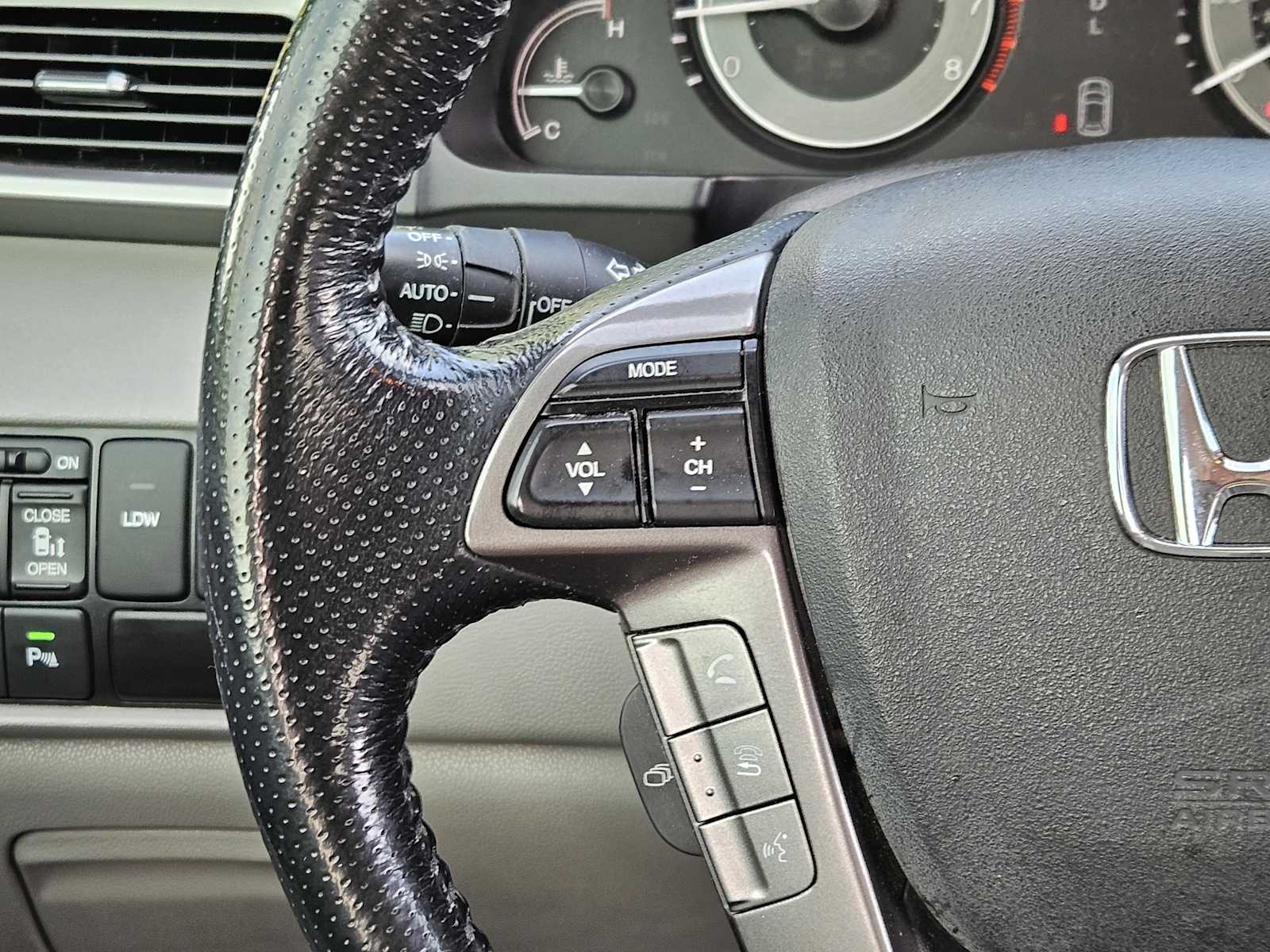 Thumbnail: 2015 Honda Odyssey - 27