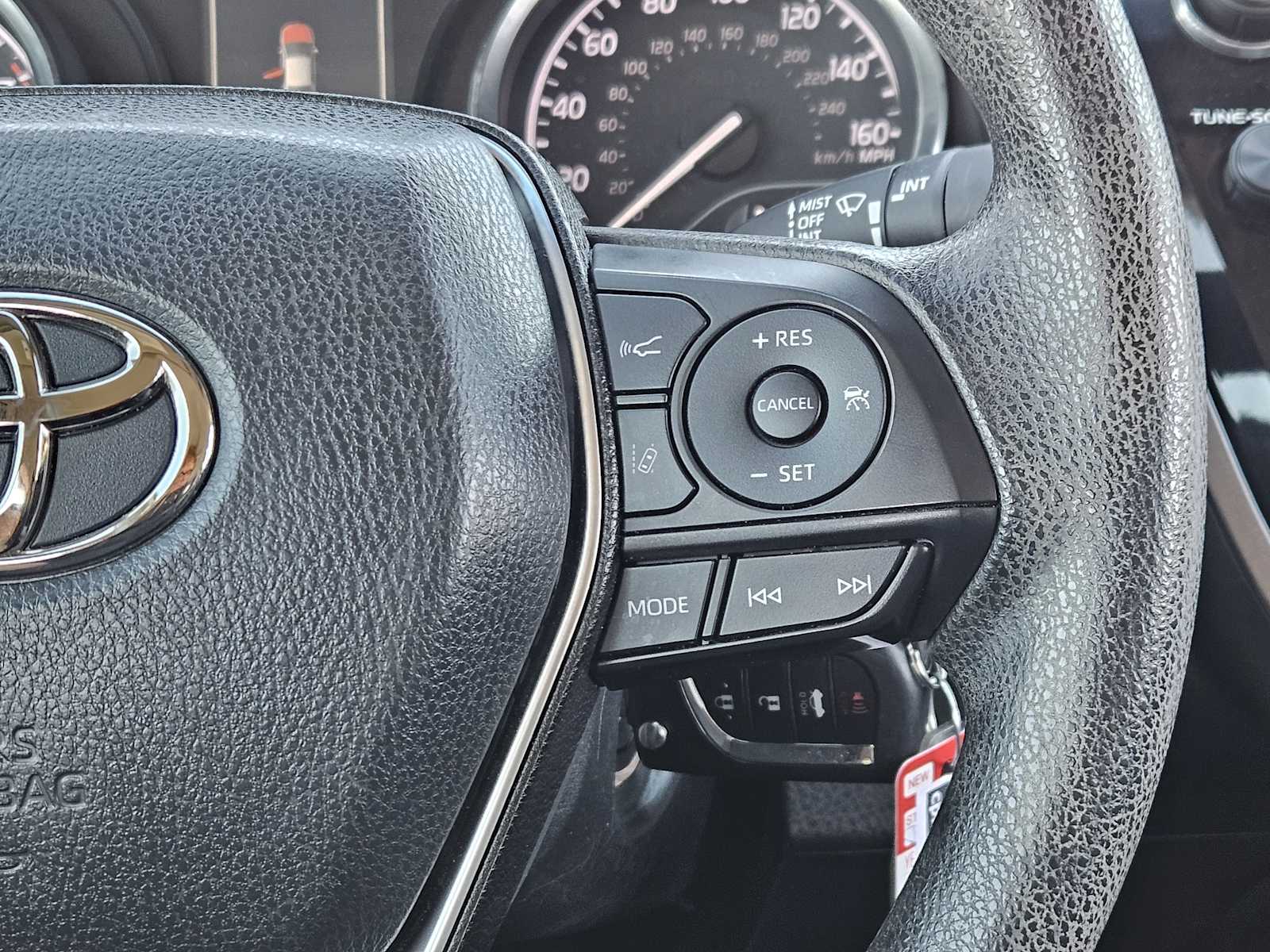 Thumbnail: 2018 Toyota Camry - 26