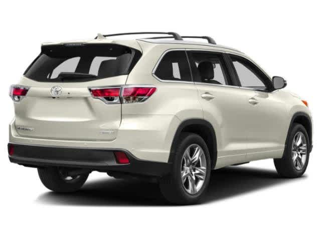 Thumbnail: 2015 Toyota Highlander - 2