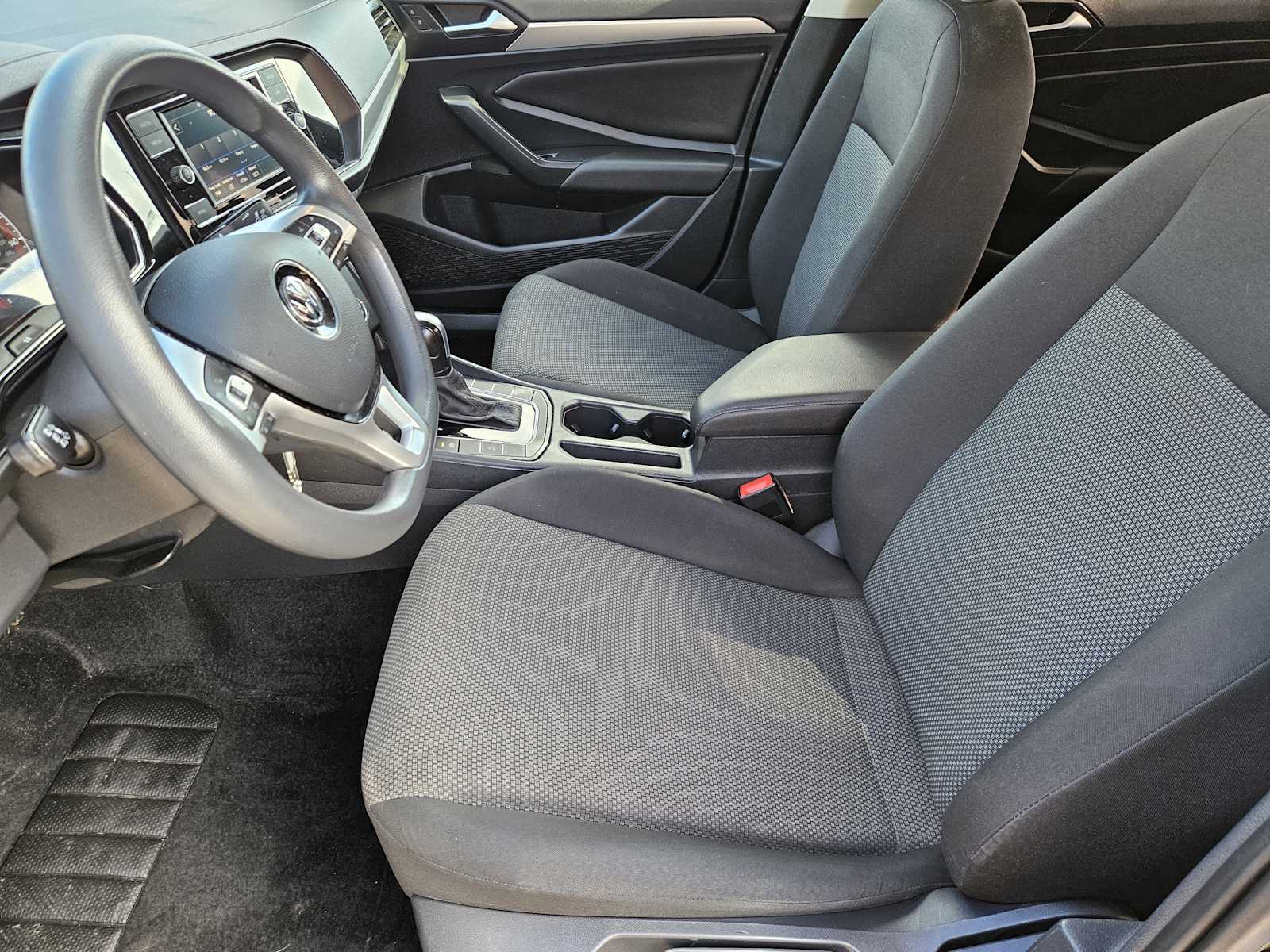 Thumbnail: 2021 Volkswagen Jetta - 12