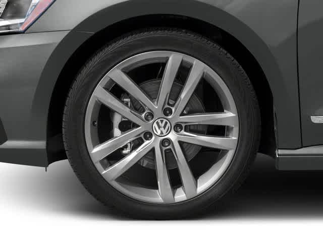 Thumbnail: 2018 Volkswagen Passat - 11