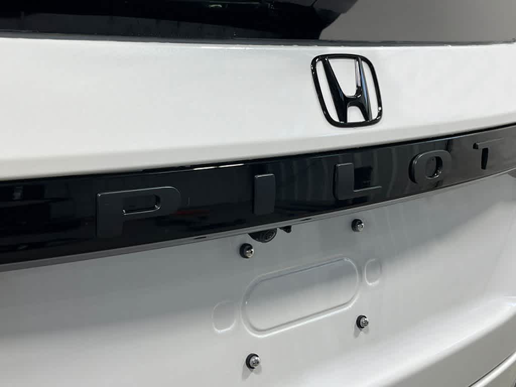 Thumbnail: 2026 Honda Pilot - 7