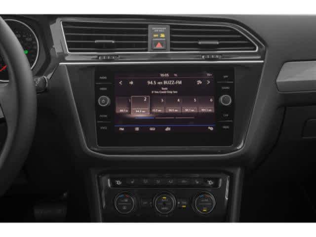 Thumbnail: 2018 Volkswagen Tiguan - 10