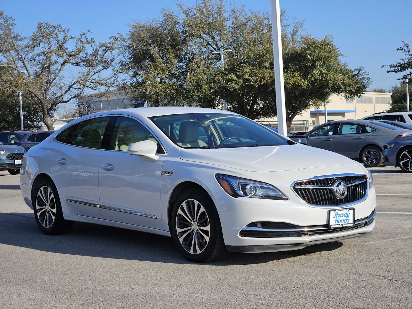 Thumbnail: 2019 Buick LaCrosse - 3
