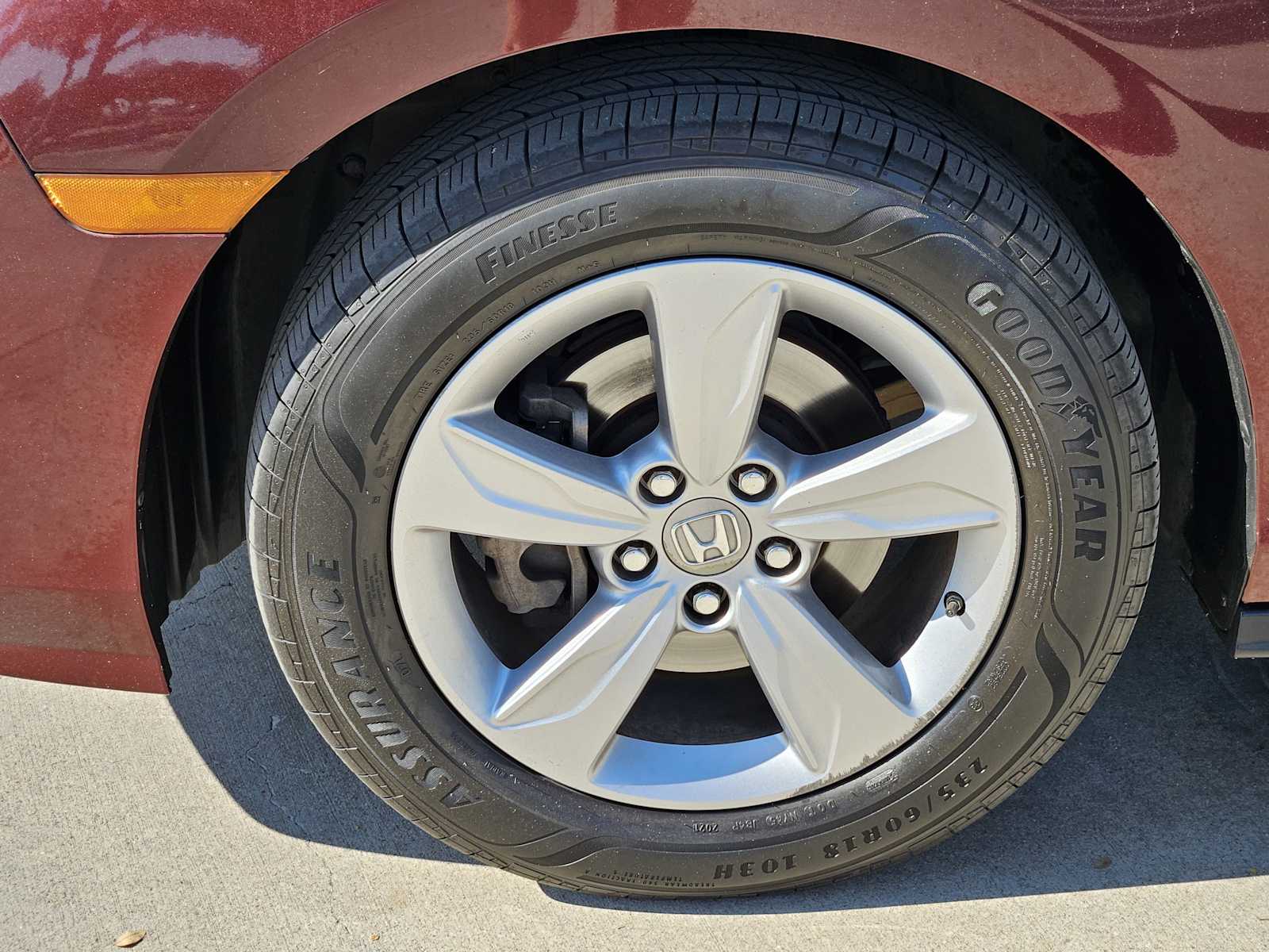 Thumbnail: 2019 Honda Odyssey - 9