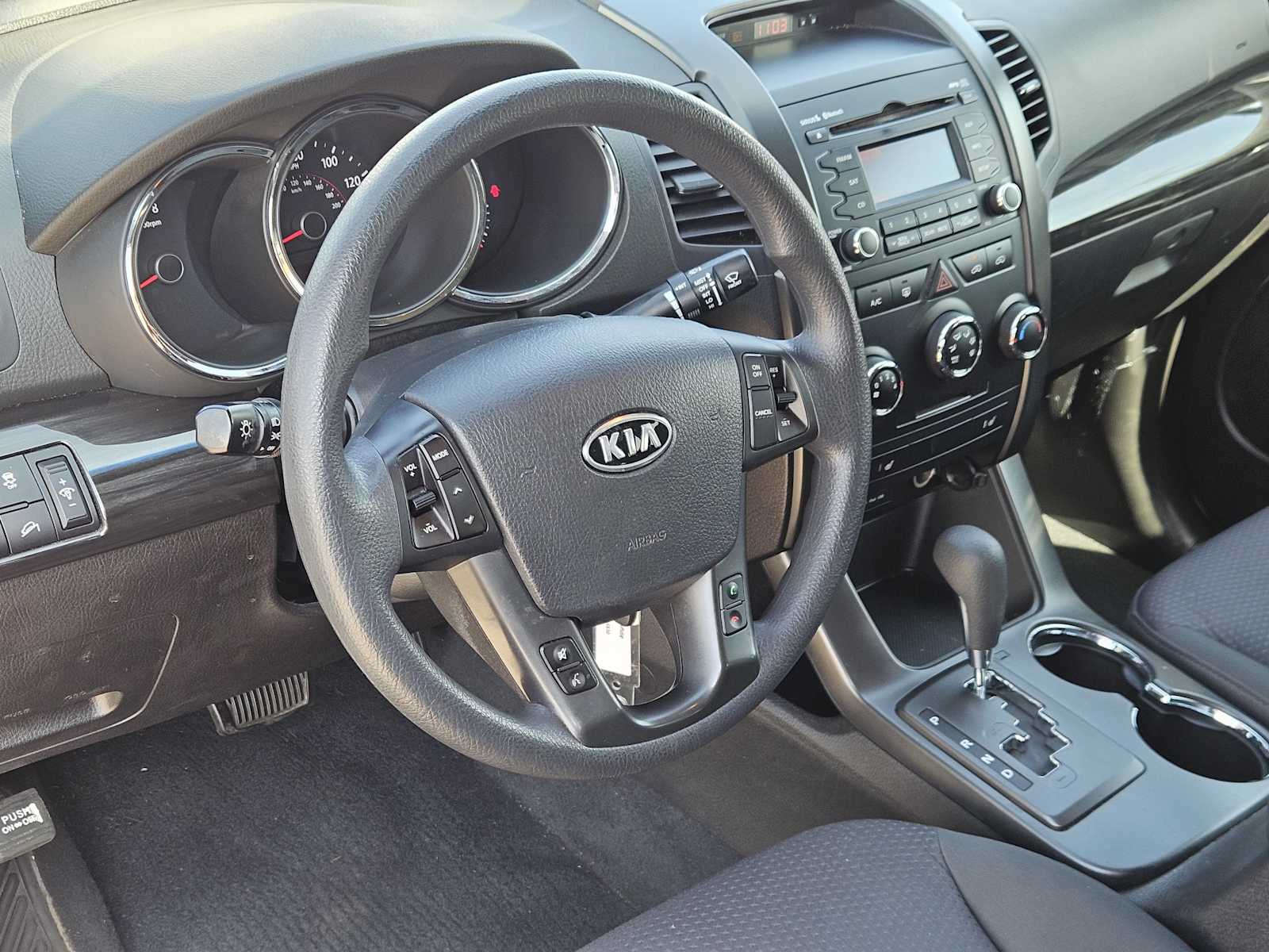 Thumbnail: 2011 Kia Sorento - 2