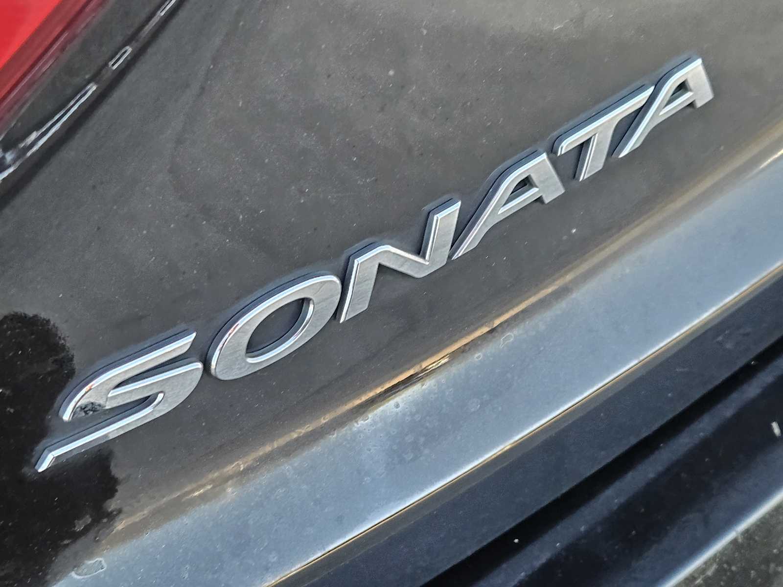 Thumbnail: 2016 Hyundai Sonata - 11