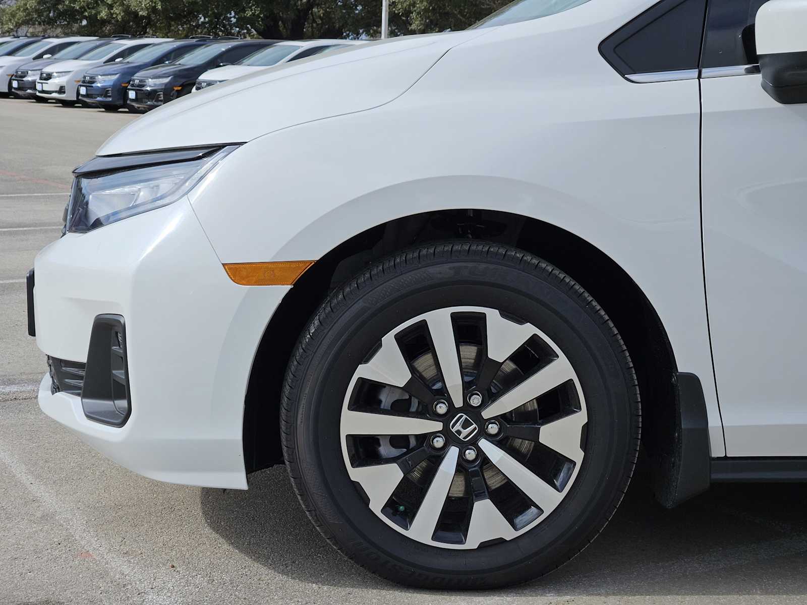 Thumbnail: 2026 Honda Odyssey - 7