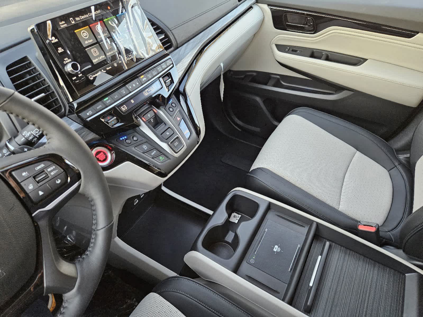 Thumbnail: 2026 Honda Odyssey - 17