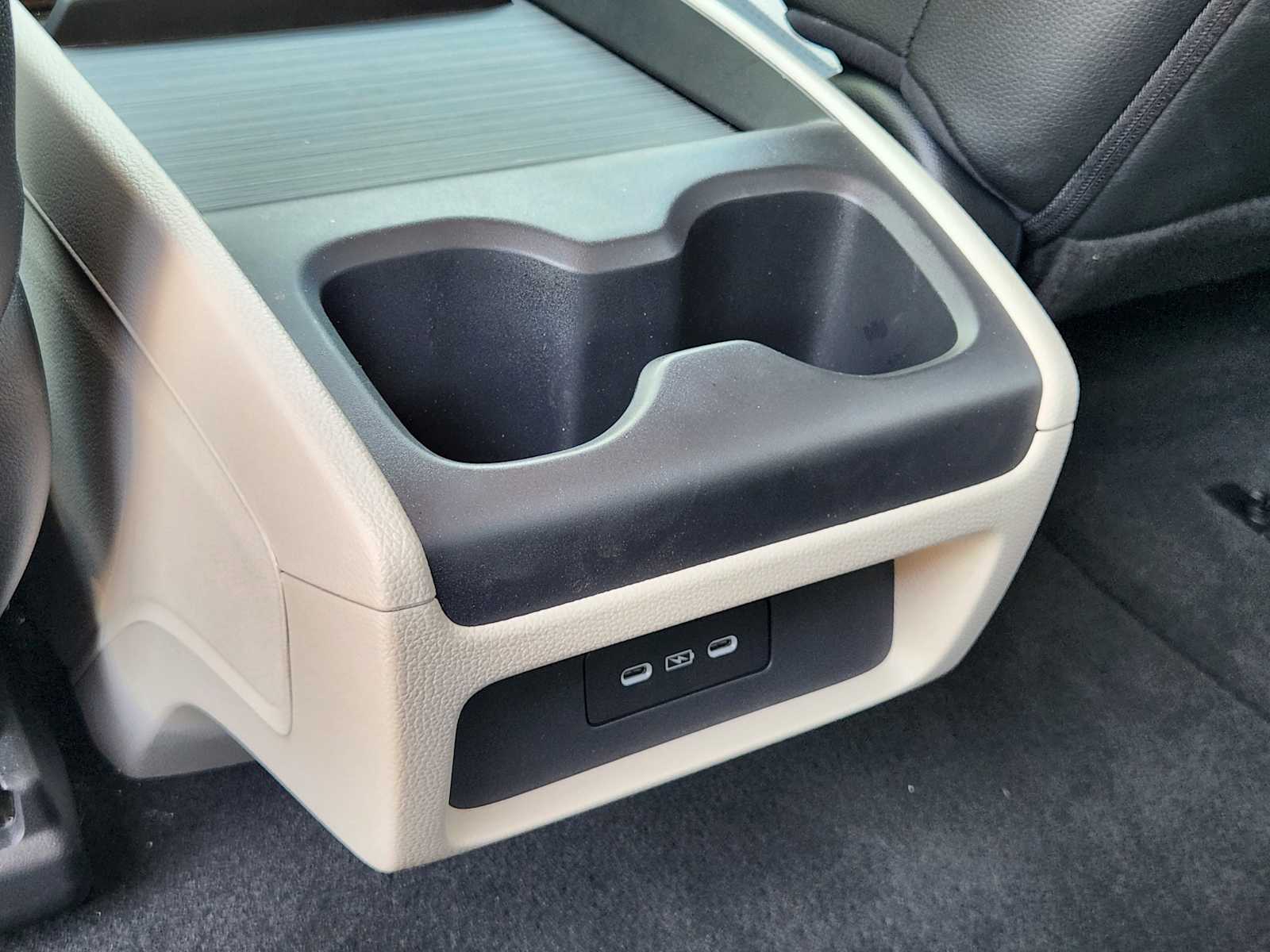 Thumbnail: 2026 Honda Odyssey - 30