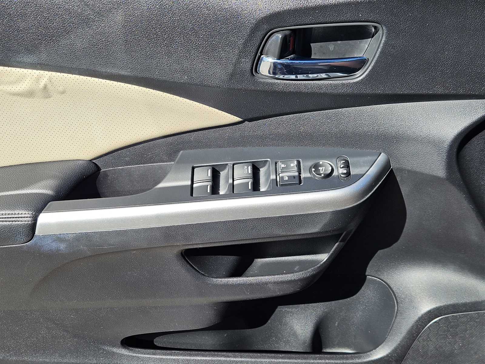 Thumbnail: 2015 Honda CR-V - 22