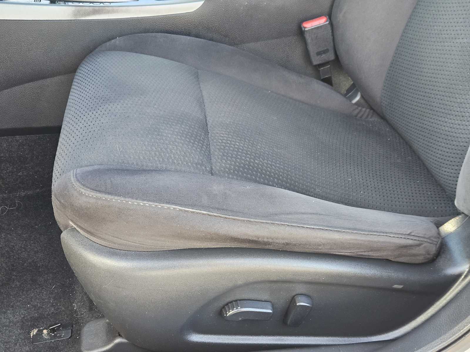 Thumbnail: 2014 Nissan Altima - 23