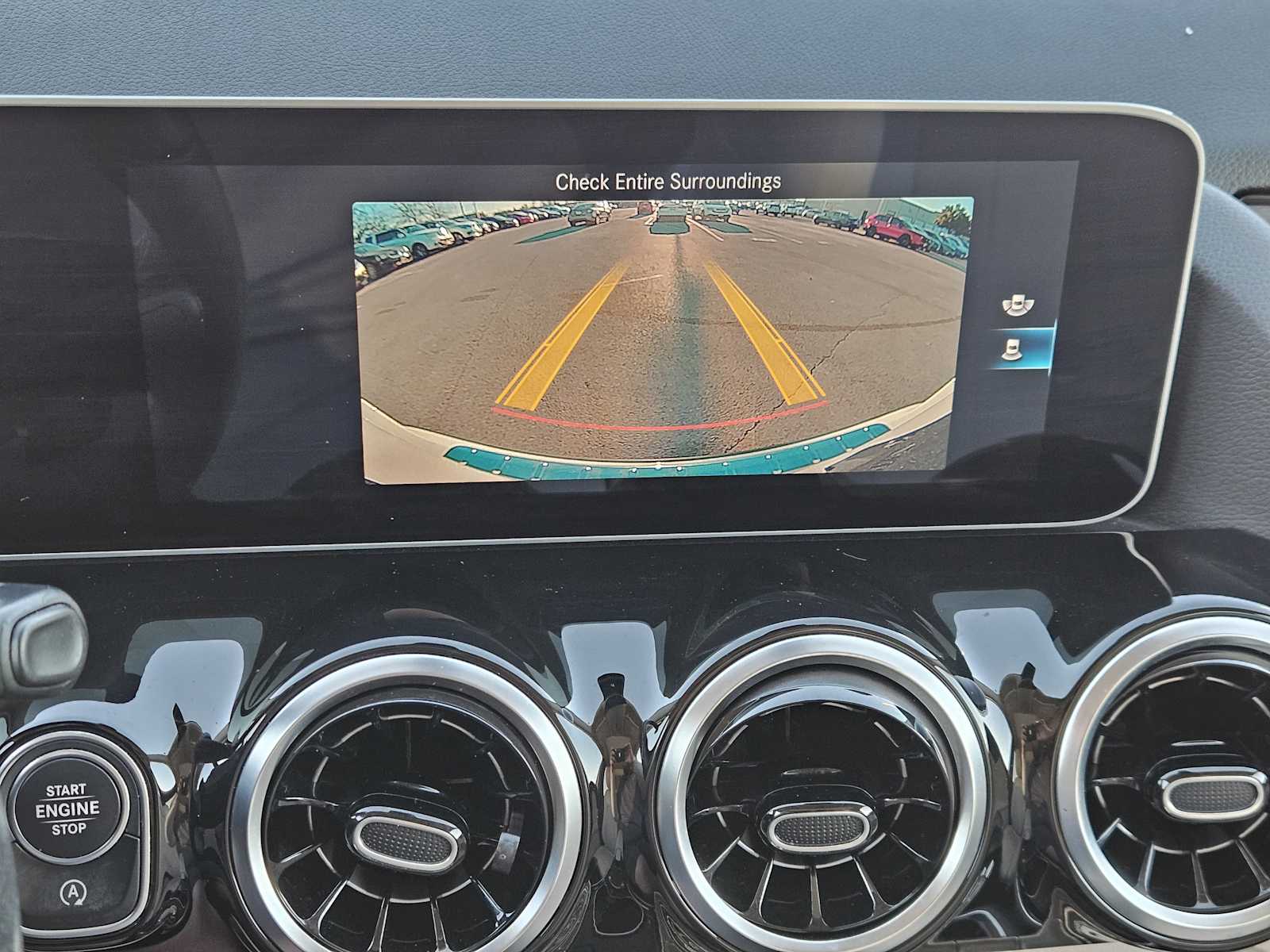 Thumbnail: 2021 Mercedes-Benz GLA - 17