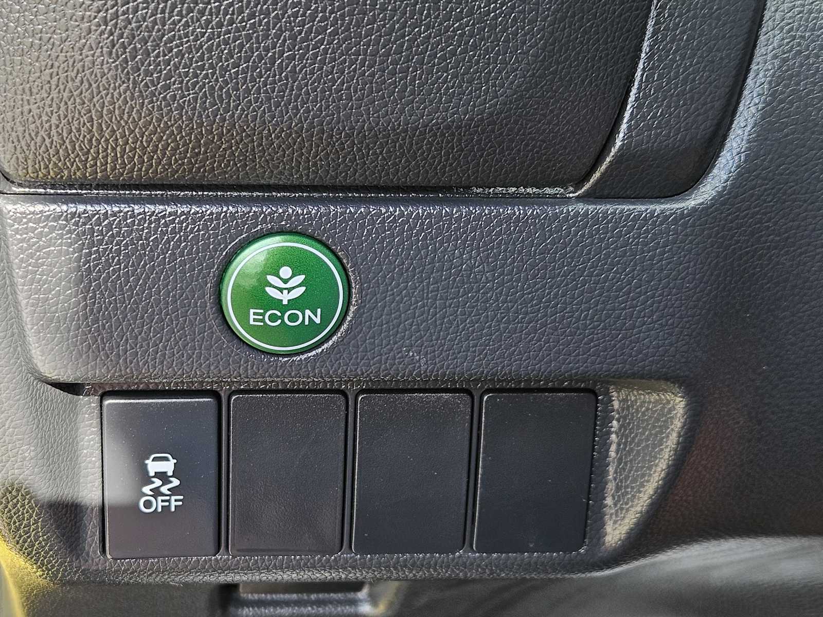 Thumbnail: 2015 Honda Fit - 21