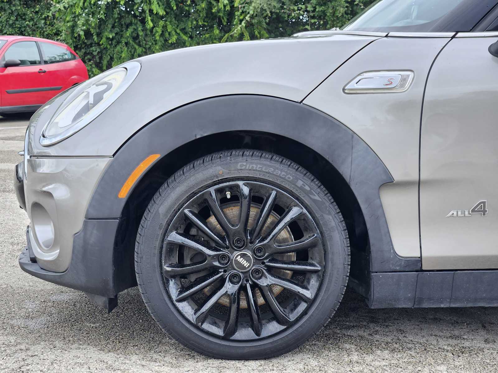 Thumbnail: 2017 MINI Cooper Clubman - 9