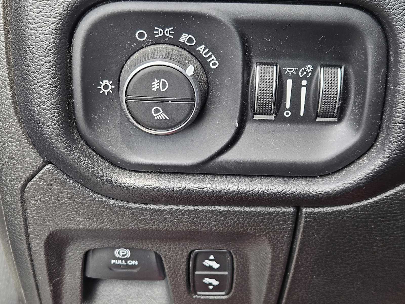 Thumbnail: 2019 RAM 1500 - 22