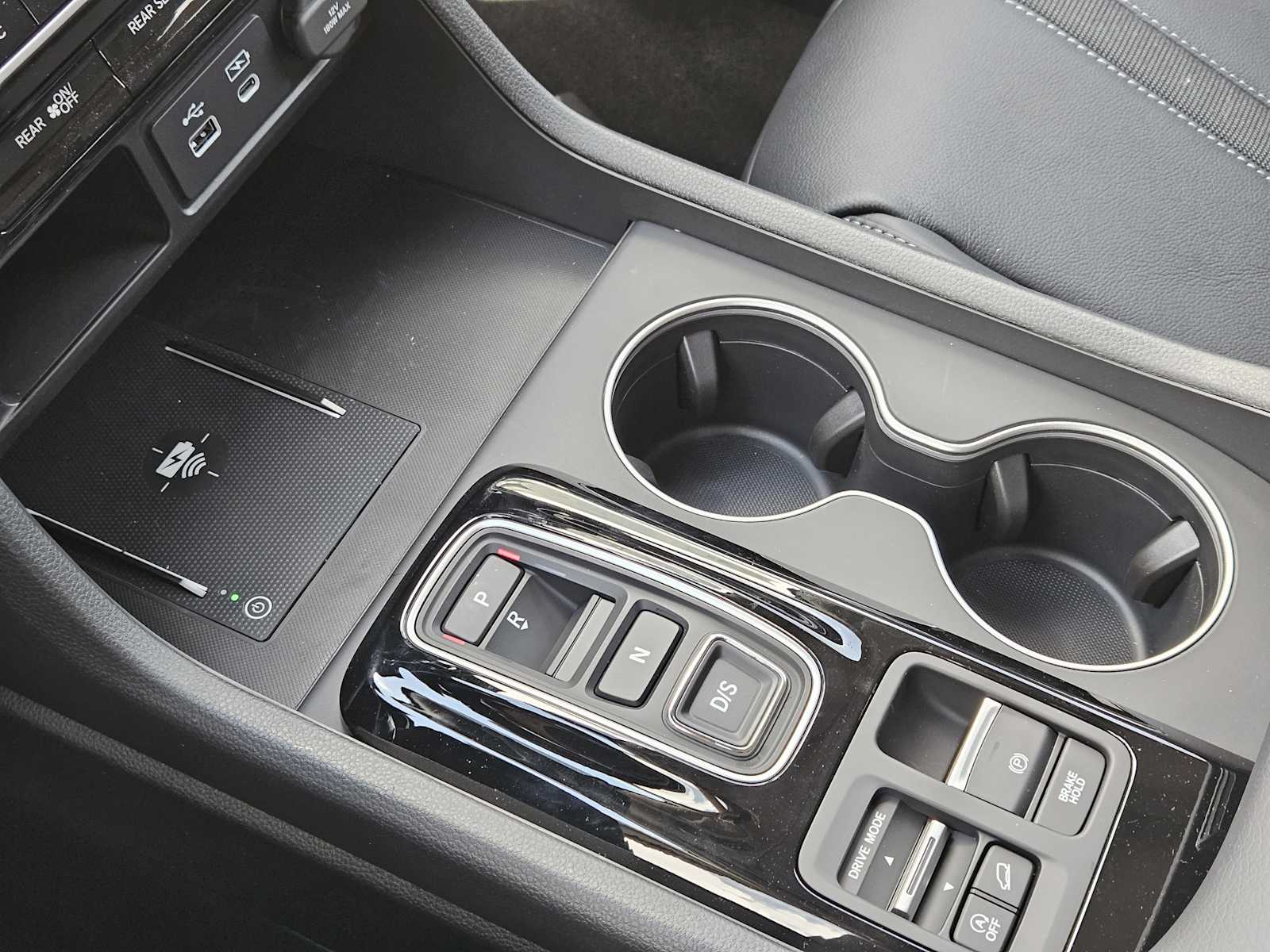 Thumbnail: 2025 Honda Pilot - 16