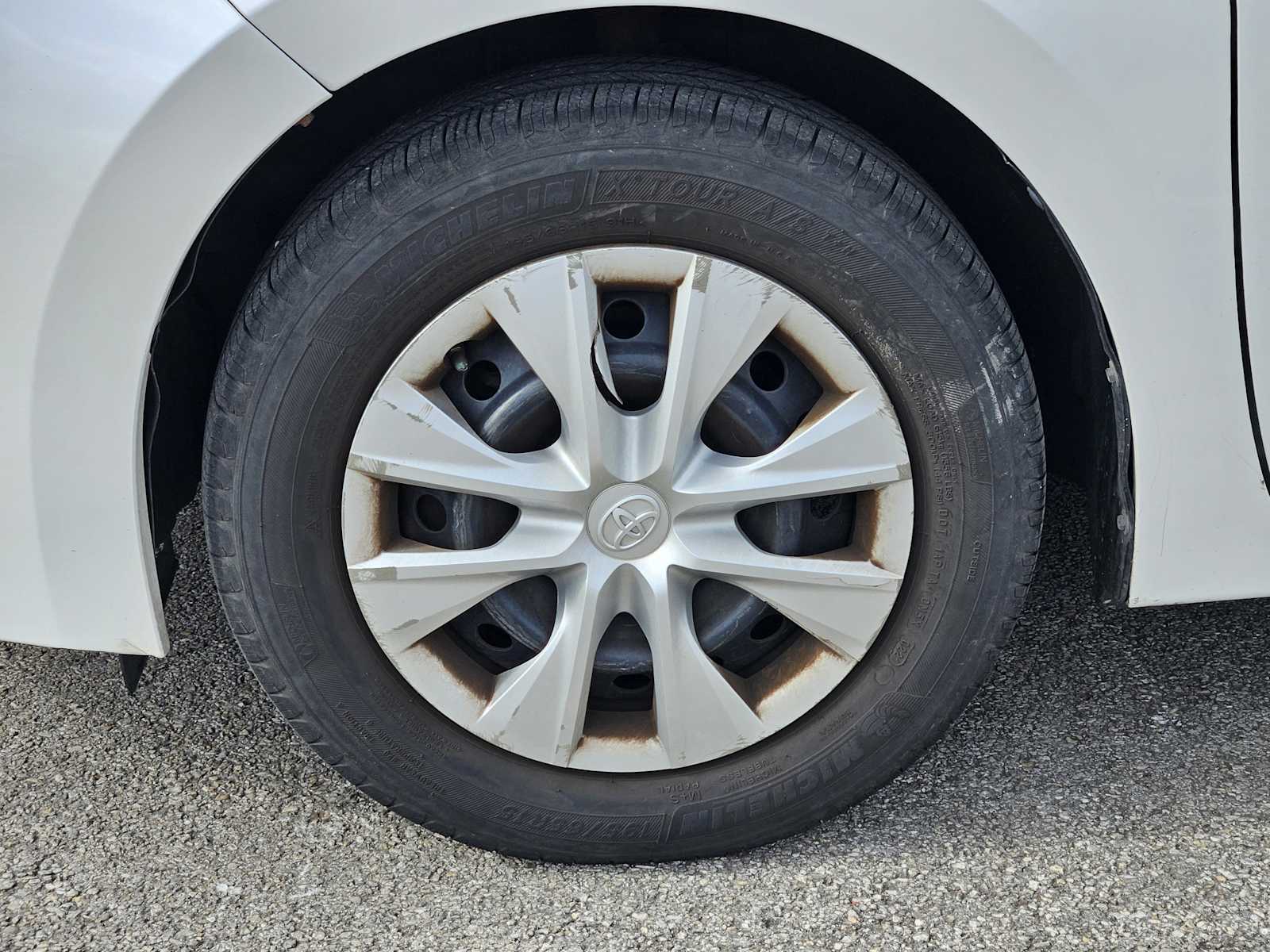 Thumbnail: 2014 Toyota Corolla - 9