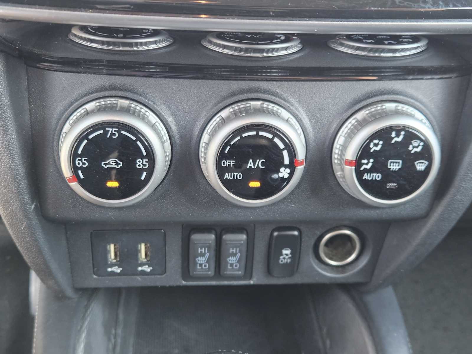 Thumbnail: 2021 Mitsubishi Outlander Sport - 18