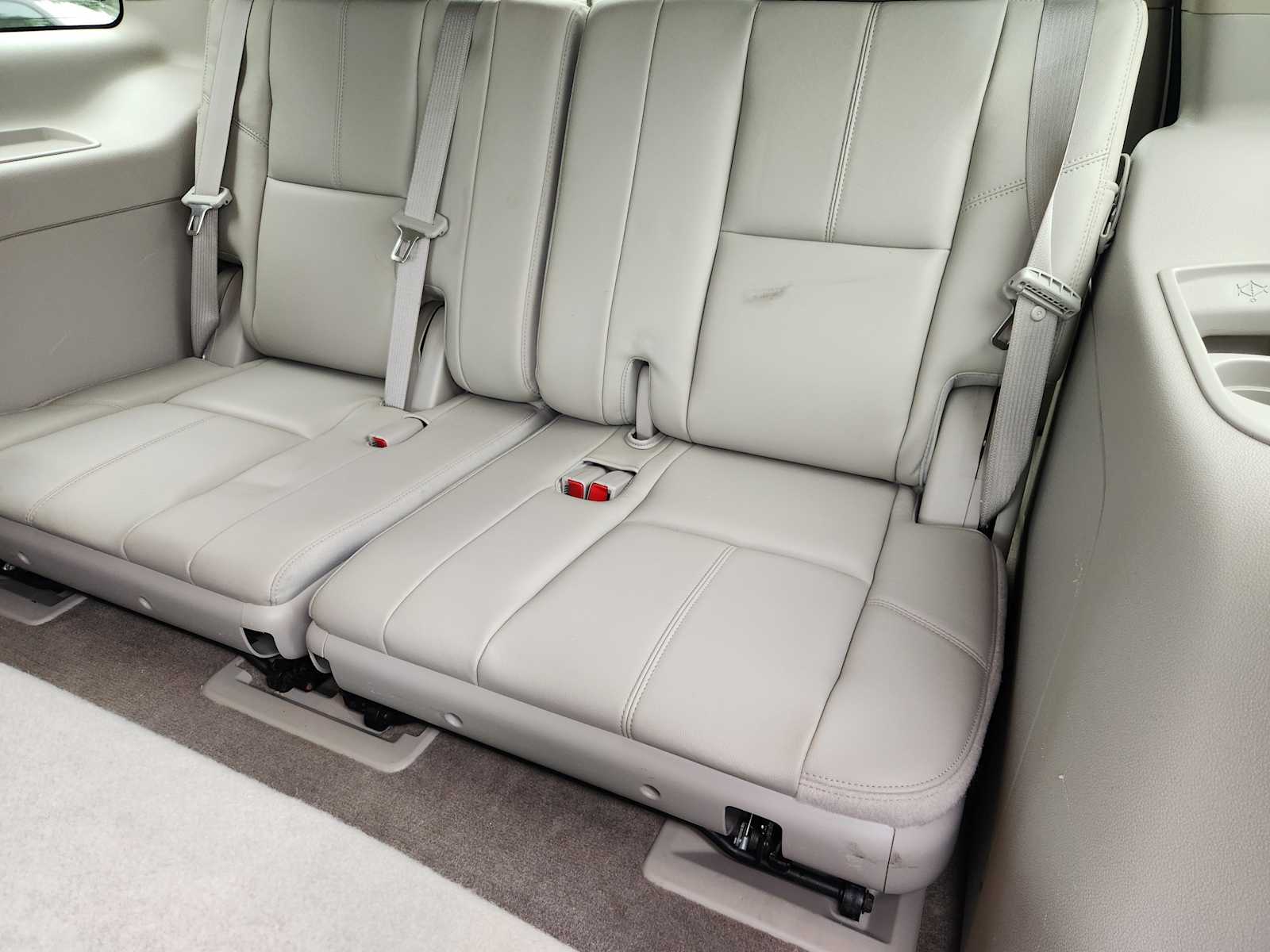 Thumbnail: 2011 GMC Yukon - 31