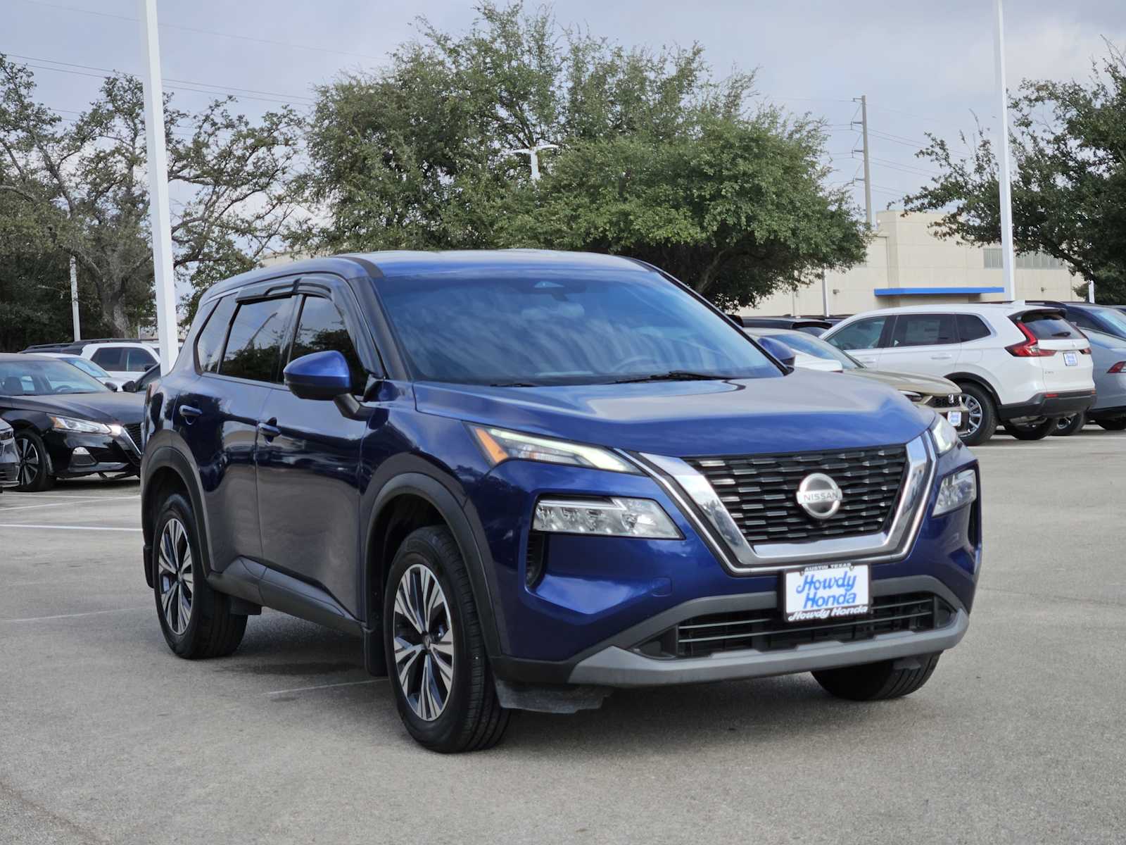 Thumbnail: 2021 Nissan Rogue - 3